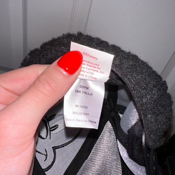 NWOT Child’s Mickey Mouse Hat - Picture 5 of 5